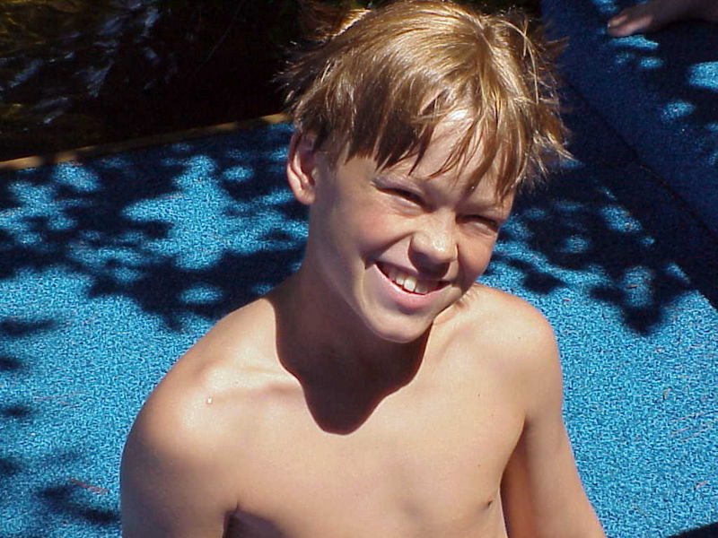 File:Charlie Knights.jpg